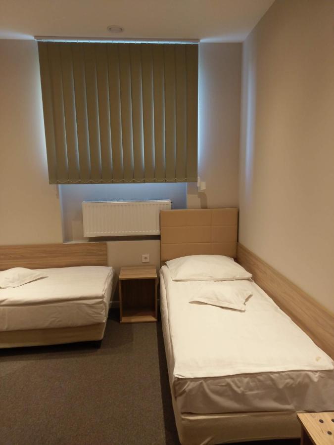 Hotel Astra Dąbrowa Górnicza Exteriör bild